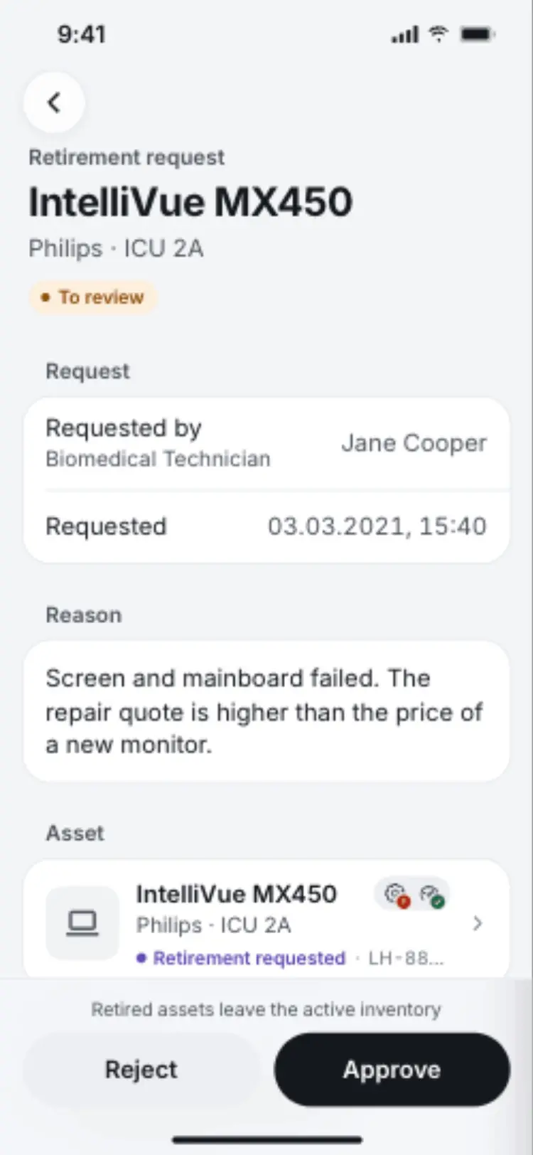 The IntelliVue MX450 retirement request showing the reason from Jane Cooper and Reject or Approve buttons.