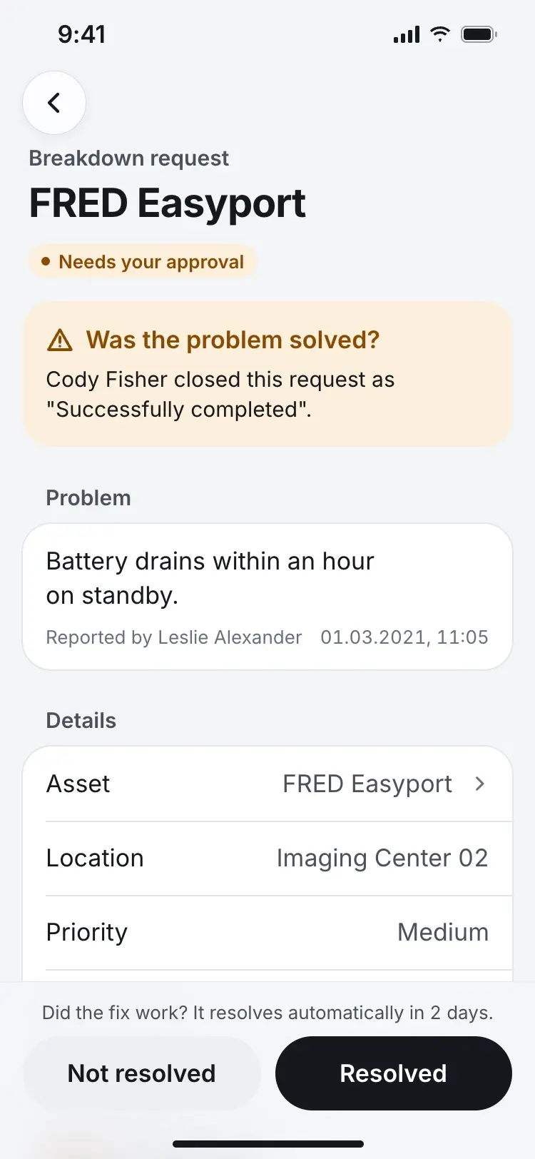 The FRED Easyport request showing the original problem and asking if it was solved, with Not resolved and Resolved buttons.